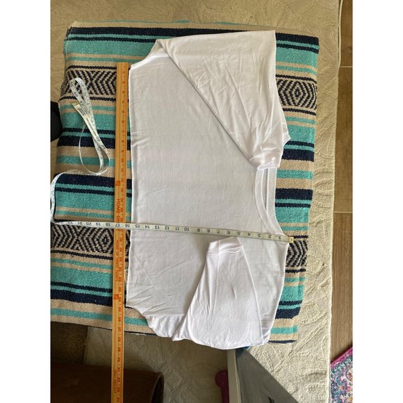 Last Price Urban Outfitters Out From Under Addison T Shirt Cropped WHITE XS - Picture 15 of 16